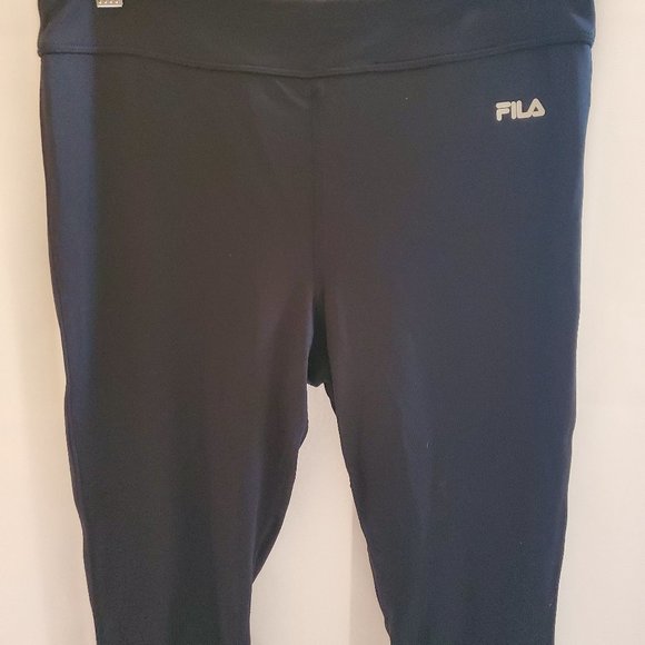 Fila Black Capris Leggings Size M - Picture 2 of 14
